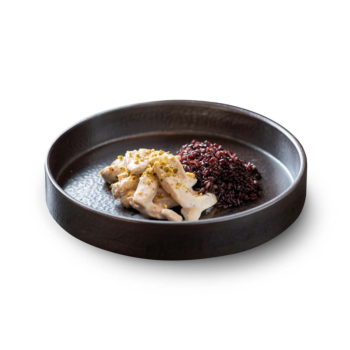Straccetti di pollo con yogurt e riso venere con granella di pistacchi 100 Grammi