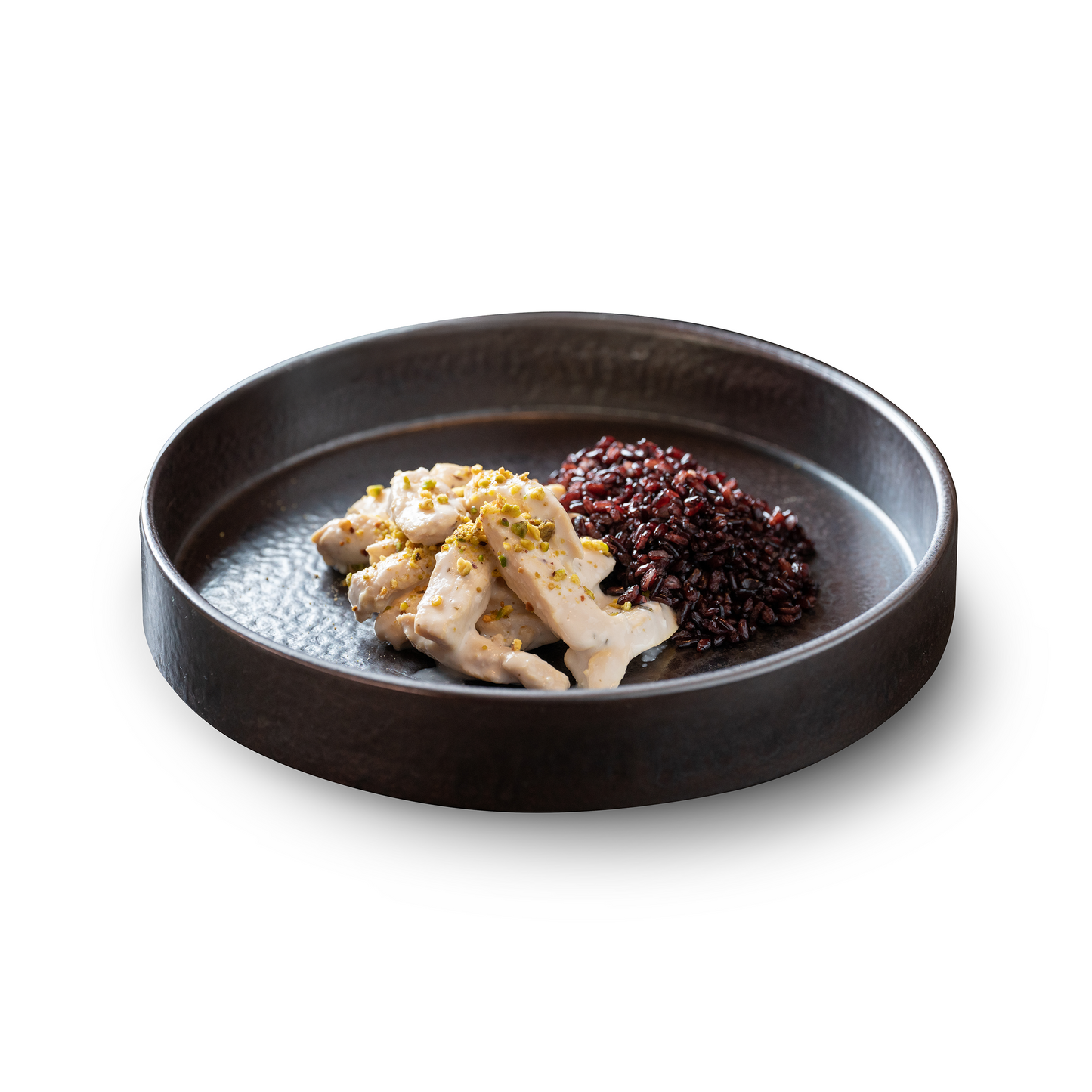 Straccetti di pollo con yogurt e riso venere con granella di pistacchi 100 Grammi