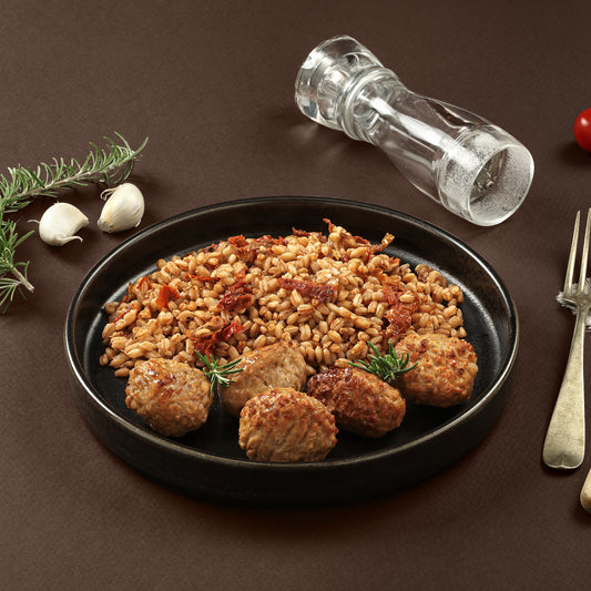 Polpette di carne proteiche, farro perlato e pomodorini secchi 100 Grammi